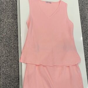 cut loose Blush Pink V-Neck Top and matching skirt.   Large. Worn once. Pretty 🩷